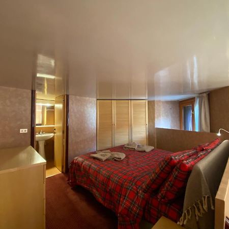 The Nest Alpine Loft Ski-In Ski-Out Брей-Червиния Экстерьер фото