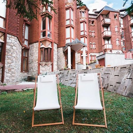 The Nest Alpine Loft Ski-In Ski-Out Брей-Червиния Экстерьер фото