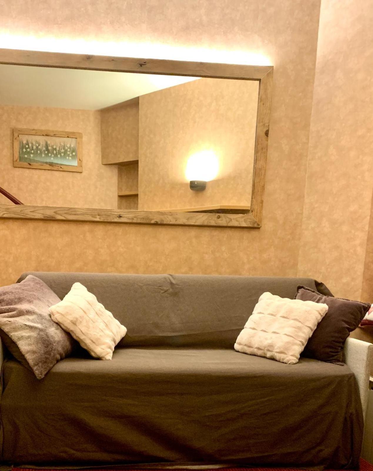 The Nest Alpine Loft Ski-In Ski-Out Брей-Червиния Экстерьер фото